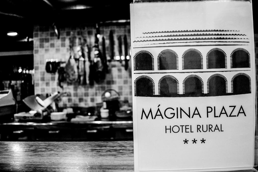 Hotel Magina Plaza Torres  Extérieur photo